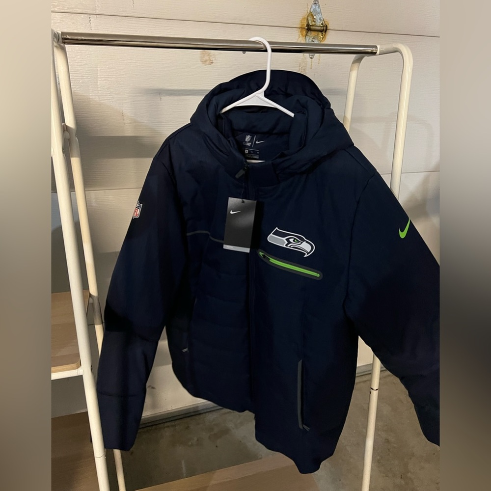 NBW NWT Seahawks Nike Winter Jacket